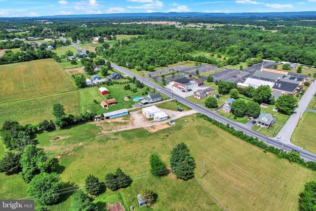 1090 FREDERICK PIKE, Littlestown, PA 17340