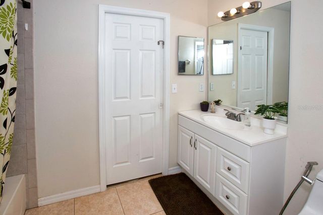 208 36TH STREET NE, Bradenton, FL 34208