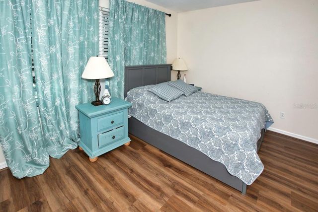 208 36TH STREET NE, Bradenton, FL 34208