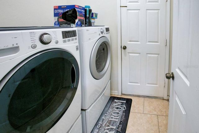 208 36TH STREET NE, Bradenton, FL 34208