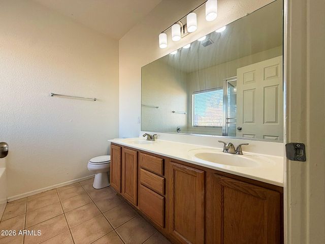 15 S 119th Avenue, Avondale, AZ 85323