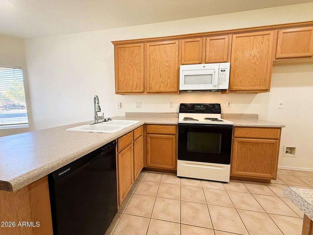 15 S 119th Avenue, Avondale, AZ 85323 — photo 4