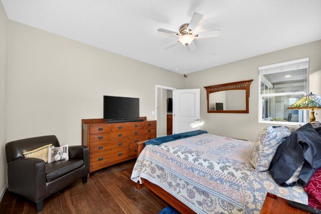 9763 Dartwell Way, Sacramento, CA 95829