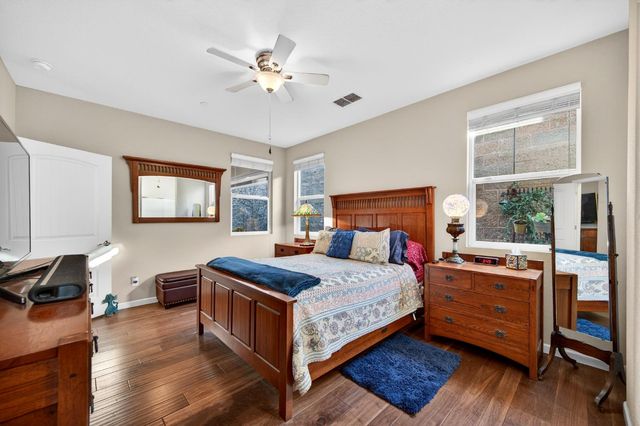 9763 Dartwell Way, Sacramento, CA 95829