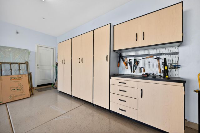 9763 Dartwell Way, Sacramento, CA 95829