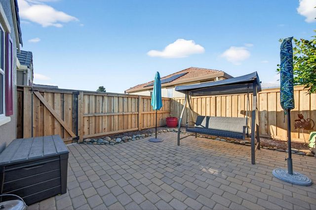 9763 Dartwell Way, Sacramento, CA 95829