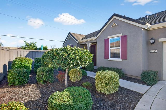 9763 Dartwell Way, Sacramento, CA 95829