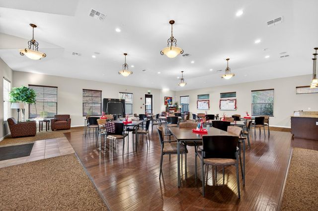 9763 Dartwell Way, Sacramento, CA 95829