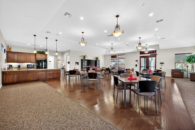 9763 Dartwell Way, Sacramento, CA 95829