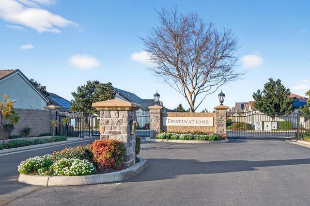 9763 Dartwell Way, Sacramento, CA 95829