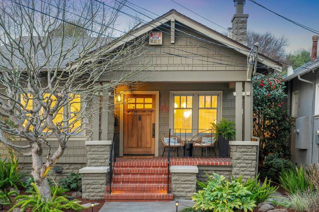 390 50th St, Oakland, CA 94609