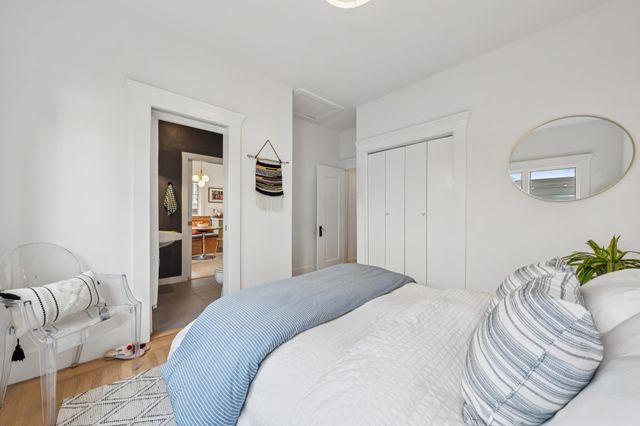 390 50th St, Oakland, CA 94609