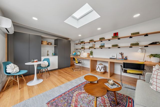 390 50th St, Oakland, CA 94609