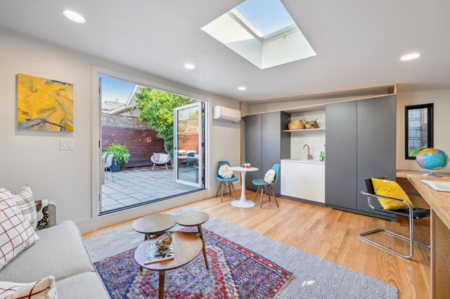 390 50th St, Oakland, CA 94609