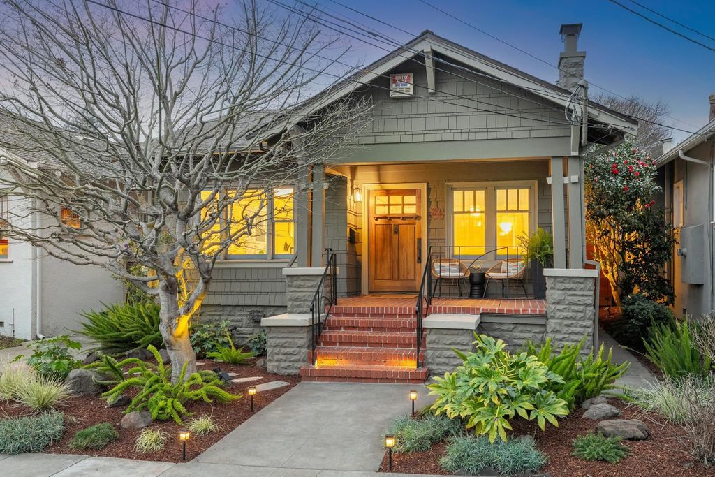 390 50th St, Oakland, CA 94609