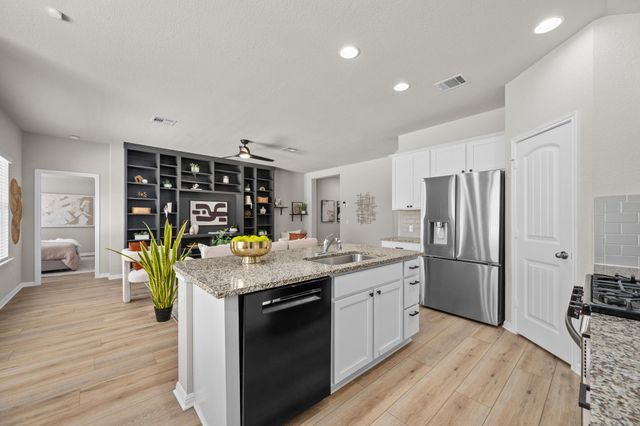 137 Empress Tree DR, Leander, TX 78641