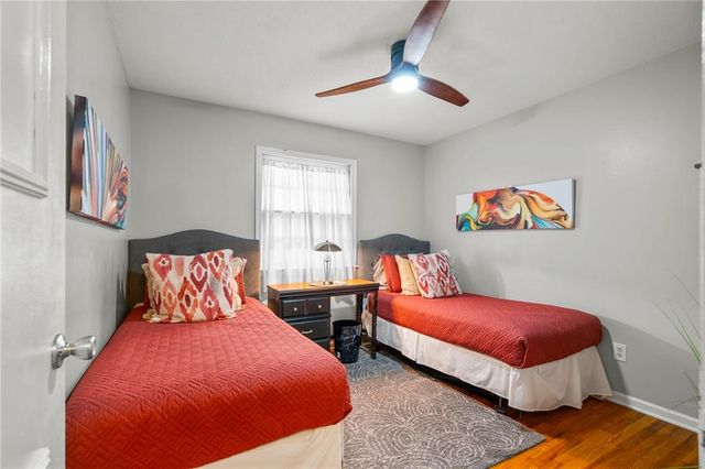 212 SW Craigmont Drive, Lee's Summit, MO 66081