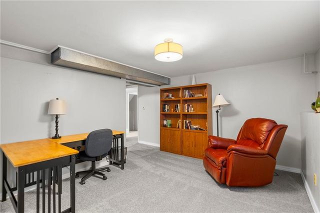 212 SW Craigmont Drive, Lee's Summit, MO 66081