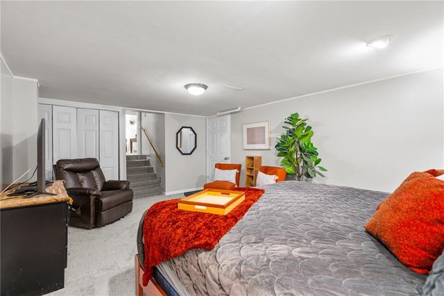 212 SW Craigmont Drive, Lee's Summit, MO 66081