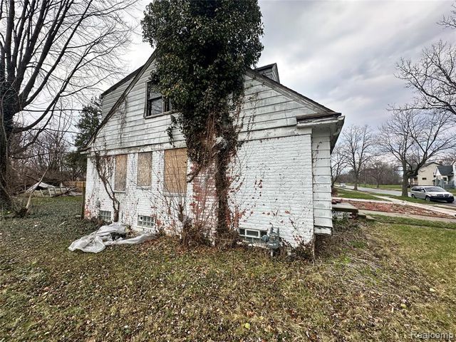 14910 Mapleridge Street, Detroit, MI 48205