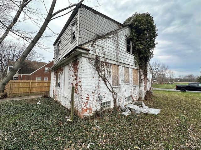 14910 Mapleridge Street, Detroit, MI 48205