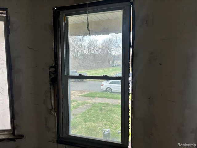 14910 Mapleridge Street, Detroit, MI 48205
