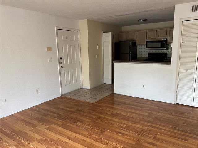8939 LATREC AVENUE 1203, Orlando, FL 32819