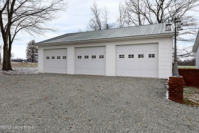 2050 Woodlawn Rd, Bardstown, KY 40004