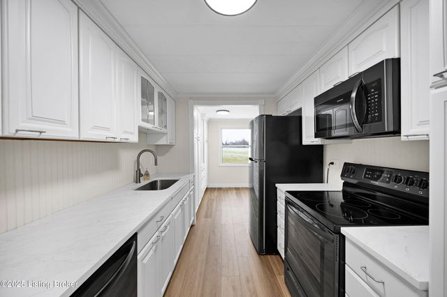 2050 Woodlawn Rd, Bardstown, KY 40004