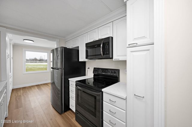 2050 Woodlawn Rd, Bardstown, KY 40004