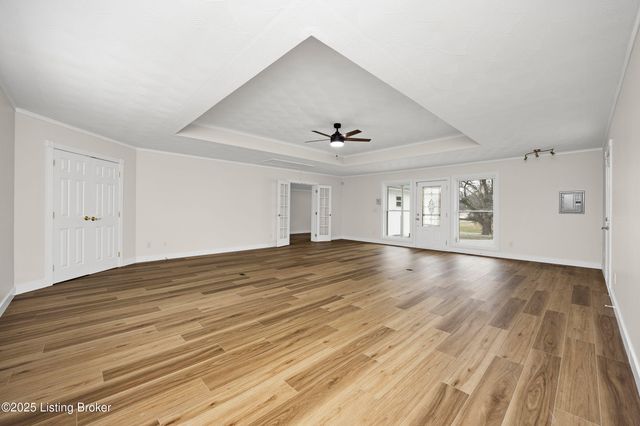 2050 Woodlawn Rd, Bardstown, KY 40004