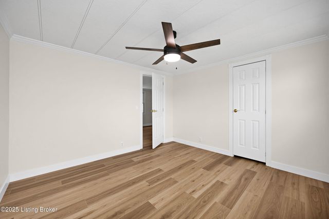 2050 Woodlawn Rd, Bardstown, KY 40004