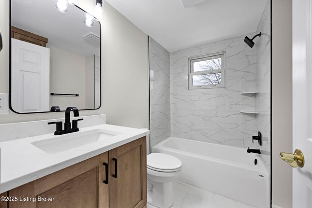 2050 Woodlawn Rd, Bardstown, KY 40004