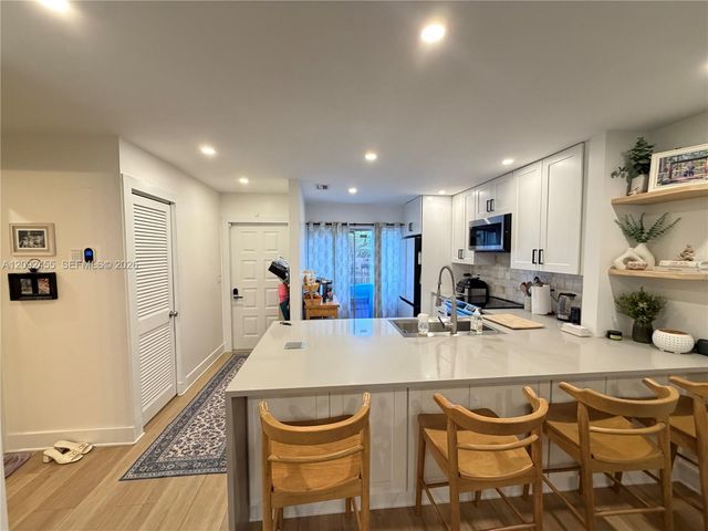 844 Banks Road, Coconut Creek, FL 33063