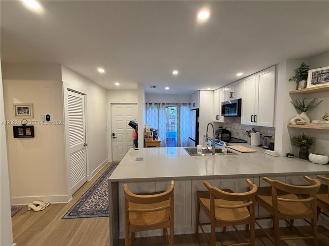 844 Banks Road, Coconut Creek, FL 33063