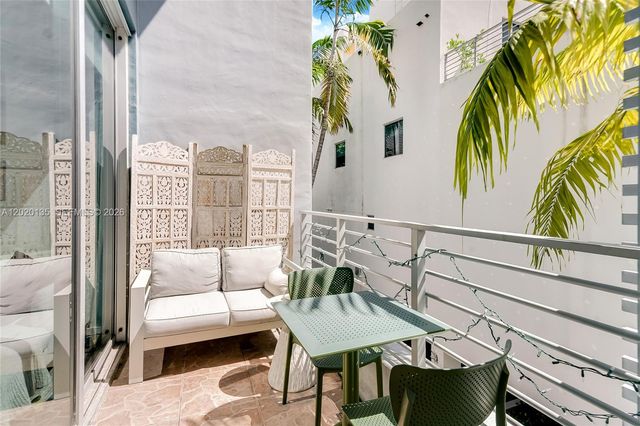 3339 Virginia St 329, Miami, FL 33133