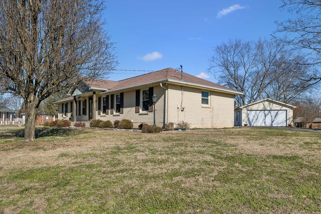 601 Denver Dr, Hermitage, TN 37076