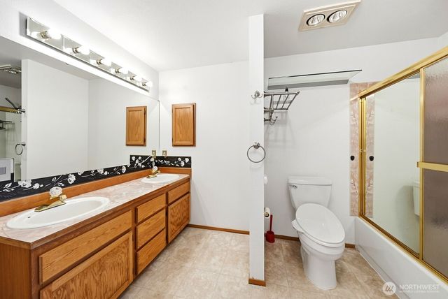 1011 N 28th Place, Renton, WA 98056