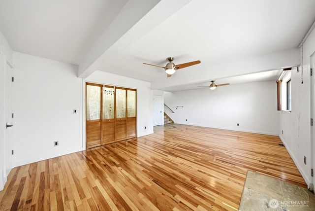 1011 N 28th Place, Renton, WA 98056