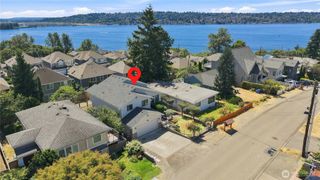 1011 N 28th Place, Renton, WA 98056
