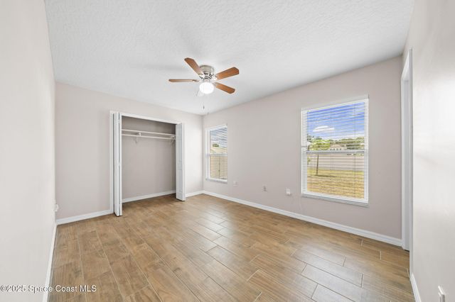 502 Black Horse Street SE, Palm Bay, FL 32909