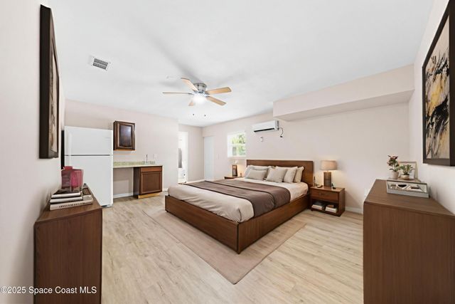 502 Black Horse Street SE, Palm Bay, FL 32909