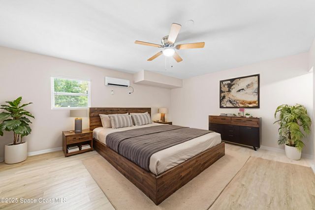 502 Black Horse Street SE, Palm Bay, FL 32909