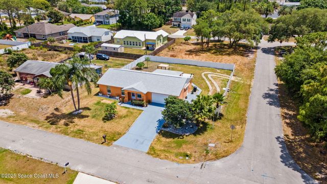 502 Black Horse Street SE, Palm Bay, FL 32909