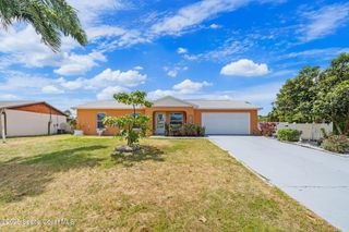 502 Black Horse Street SE, Palm Bay, FL 32909