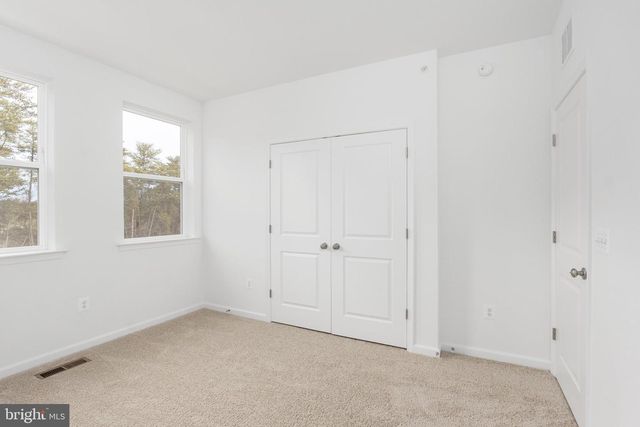 2550 NEABSCO COMMON PL, Woodbridge, VA 22191