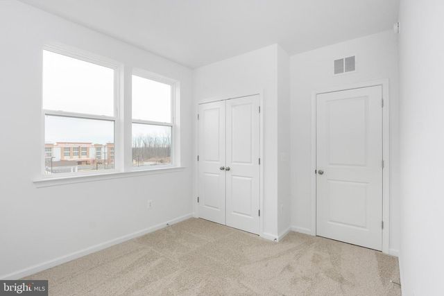 2550 NEABSCO COMMON PL, Woodbridge, VA 22191