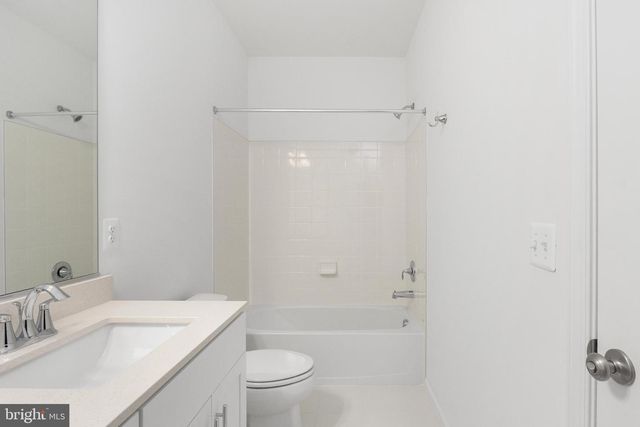 2550 NEABSCO COMMON PL, Woodbridge, VA 22191