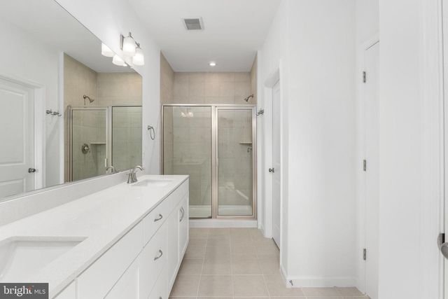 2550 NEABSCO COMMON PL, Woodbridge, VA 22191