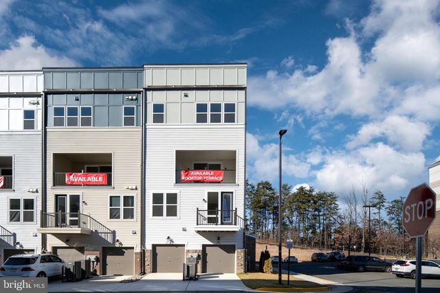 2550 NEABSCO COMMON PL, Woodbridge, VA 22191